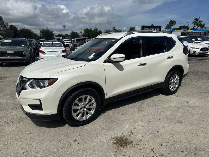 2020 Nissan Rogue SV