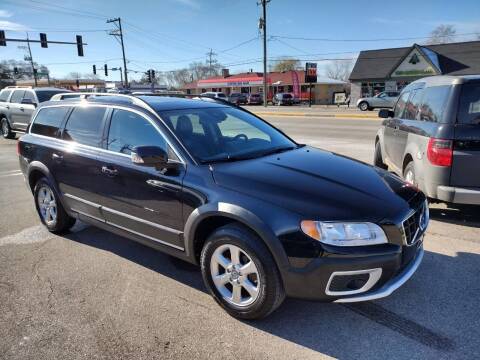 2013 Volvo XC70 for sale at GLOBAL AUTOMOTIVE in Grayslake IL