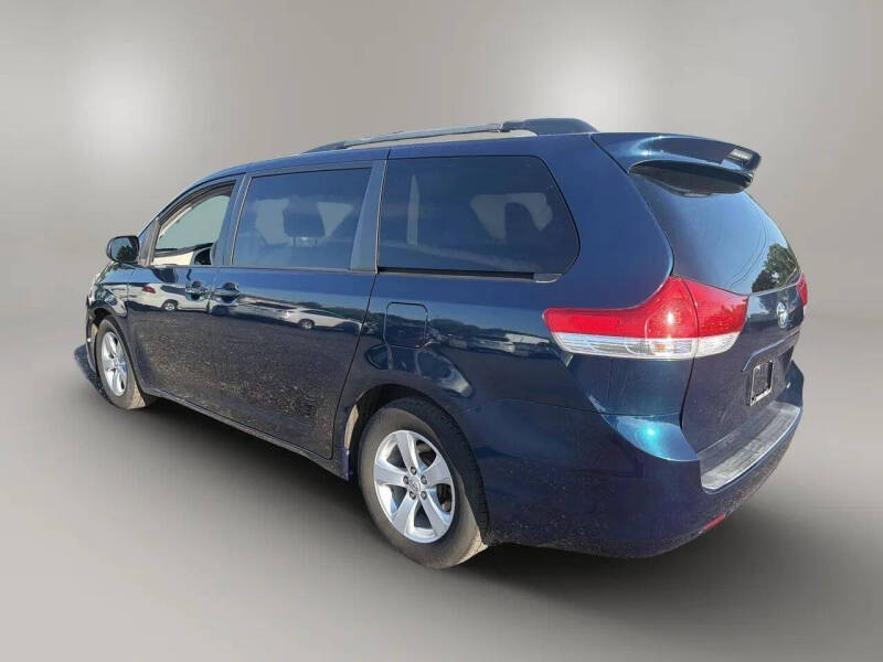 2011 Toyota Sienna