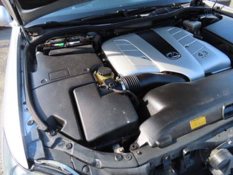 2005 Lexus LS 430