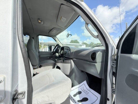 2008 Ford E-Series E-150 XLT