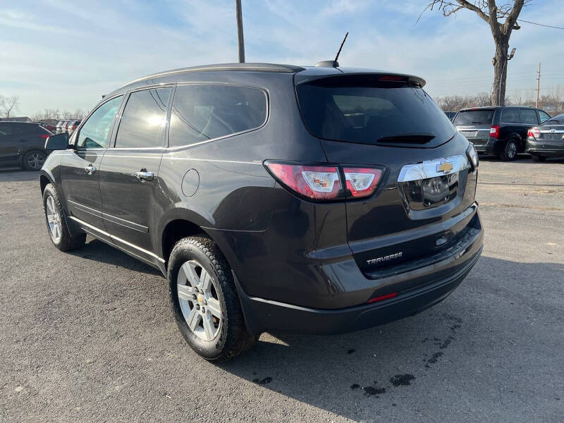 2017 Chevrolet Traverse LS