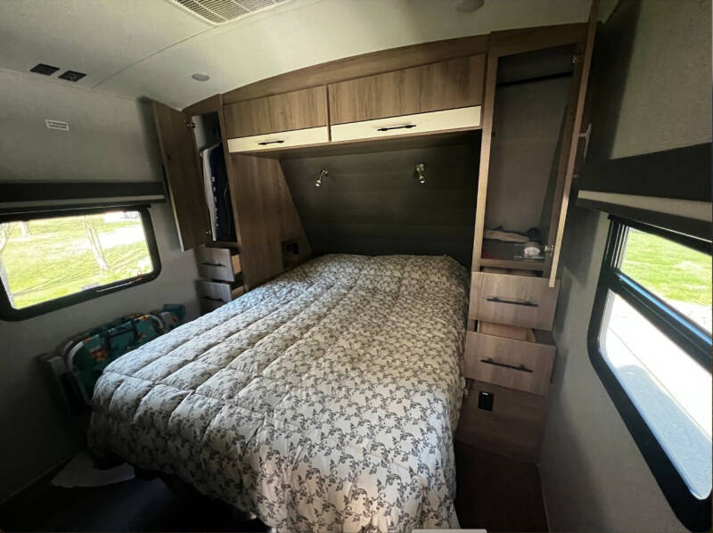 2023 Grand Design RV Imagine 2670MK