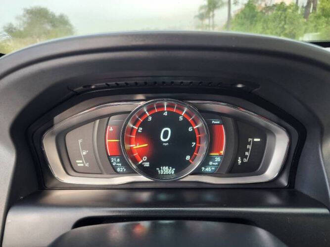 2015 Volvo XC60