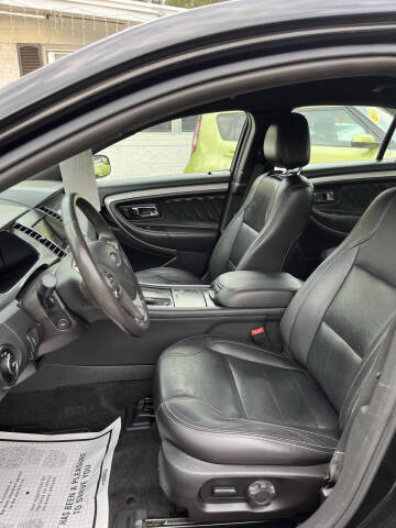 2015 Ford Taurus SEL
