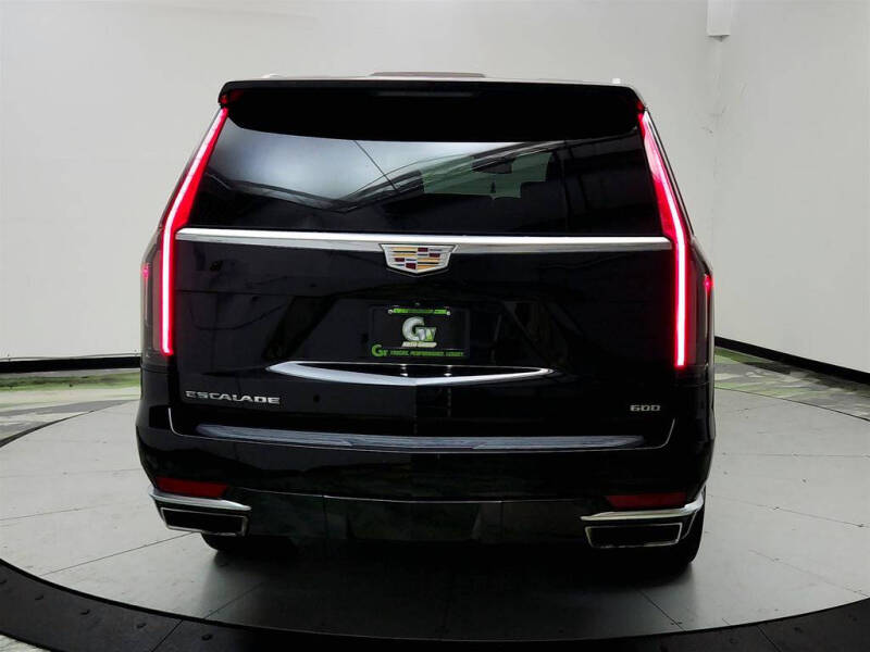 2022 Cadillac Escalade ESV Luxury