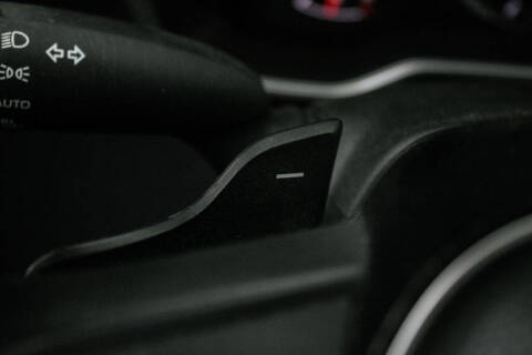 2021 Toyota Corolla Hatchback SE