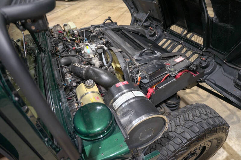 1998 AM General Hummer Hard Top