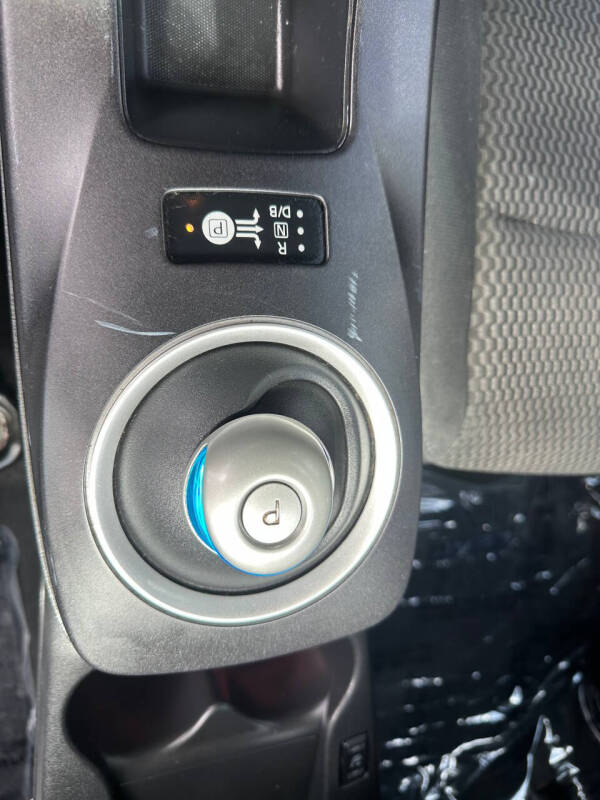 2015 Nissan LEAF S