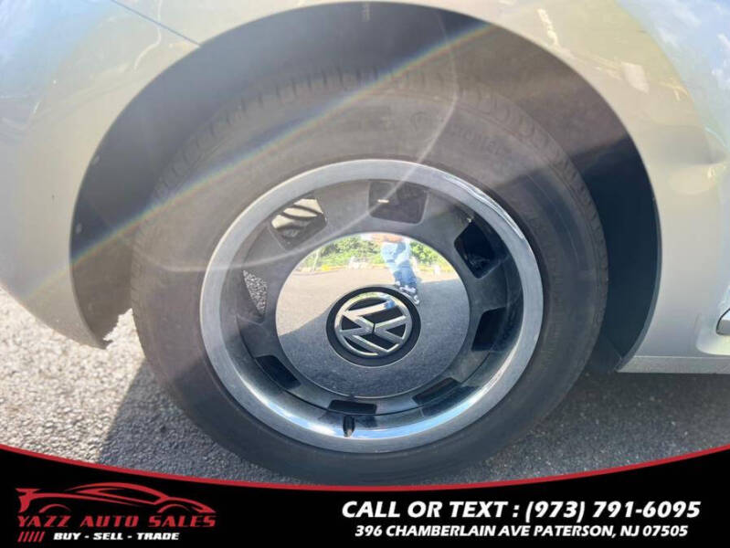 2012 Volkswagen Beetle