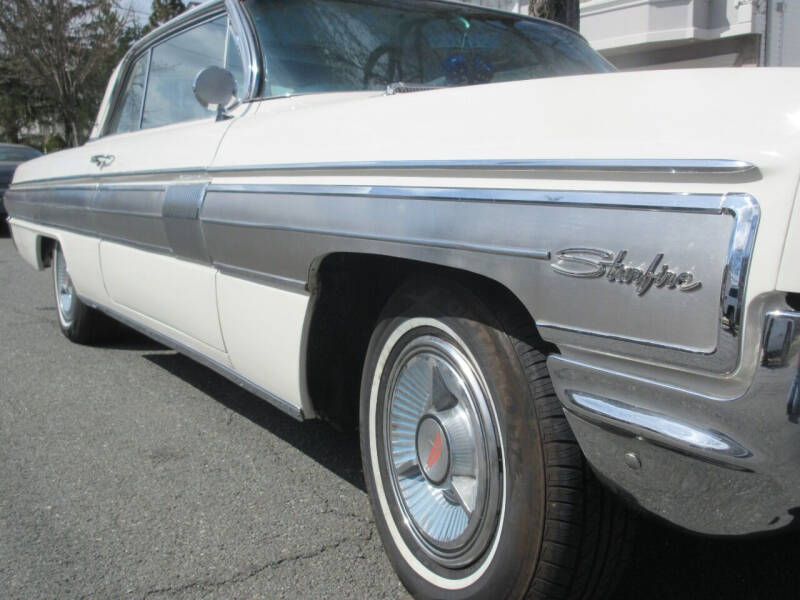 1962 Oldsmobile Starfire 88