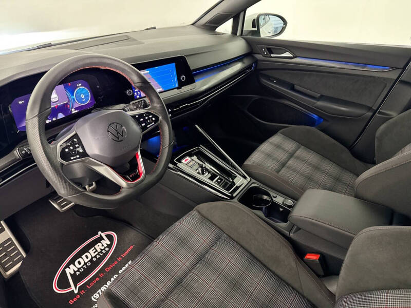 2024 Volkswagen Golf GTI S