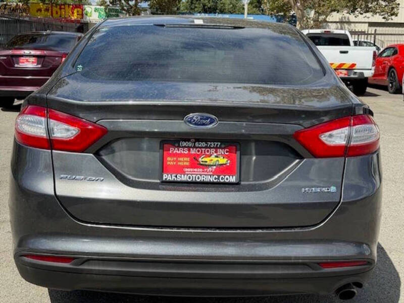 2015 Ford Fusion Hybrid S