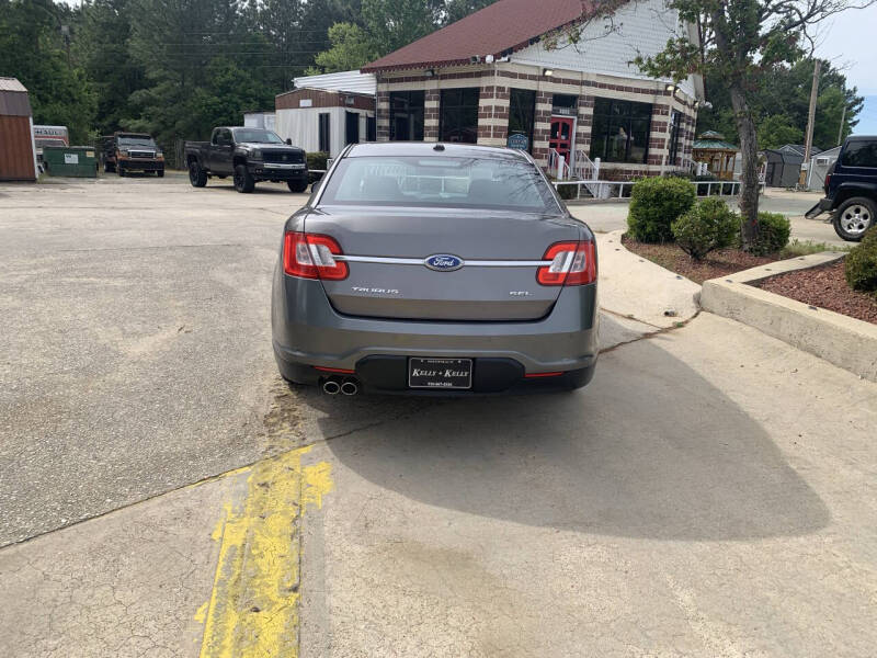 2011 Ford Taurus SEL