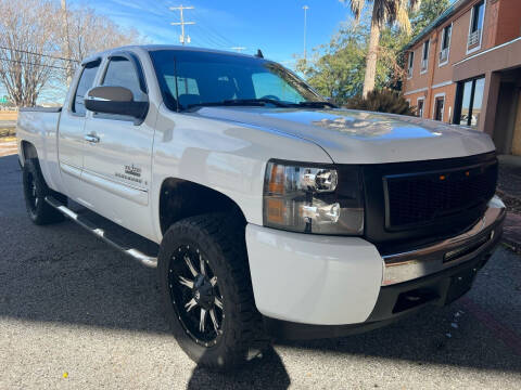 2009 Chevrolet Silverado 1500 for sale at SPEEDWAY MOTORS in Alexandria LA