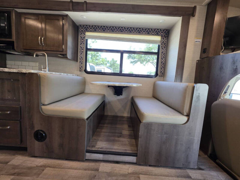 2019 Jayco Redhawk