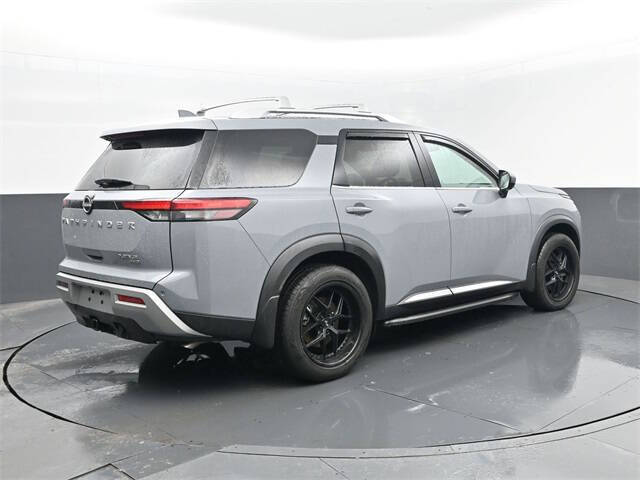 2022 Nissan Pathfinder Platinum