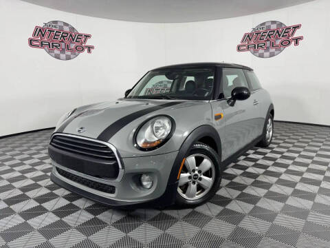 2016 MINI Hardtop 2 Door Cooper