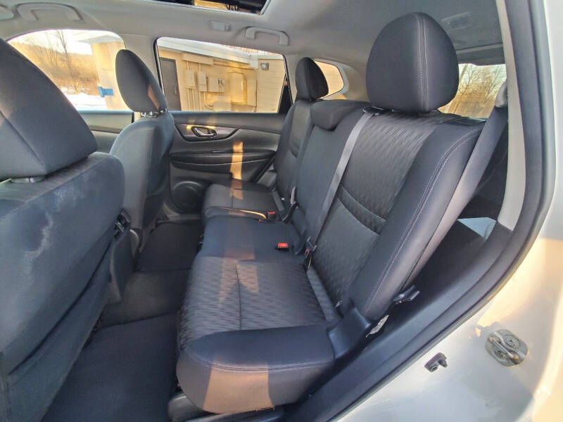 2018 Nissan Rogue SV