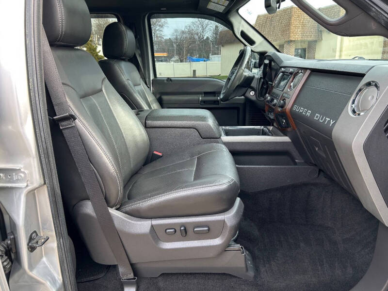 2012 Ford F-250 Super Duty Lariat