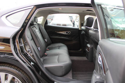 2018 Infiniti Q70L 3.7 Luxe