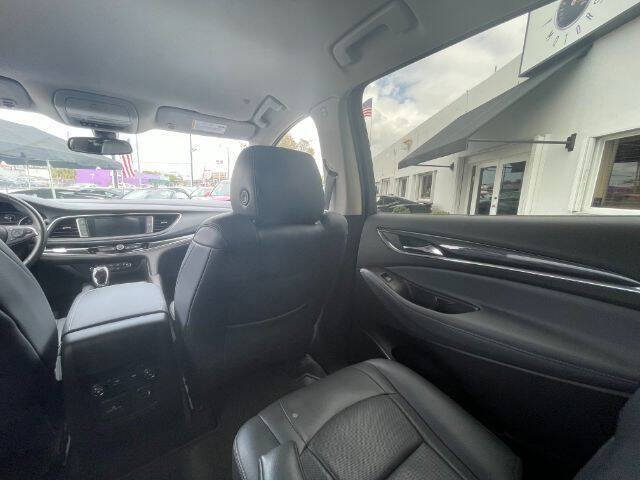 2018 Buick Enclave Essence