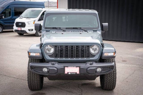 2025 Jeep Gladiator NightHawk