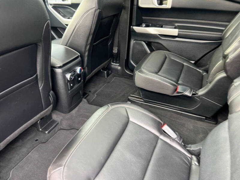 2022 Ford Explorer Hybrid Limited