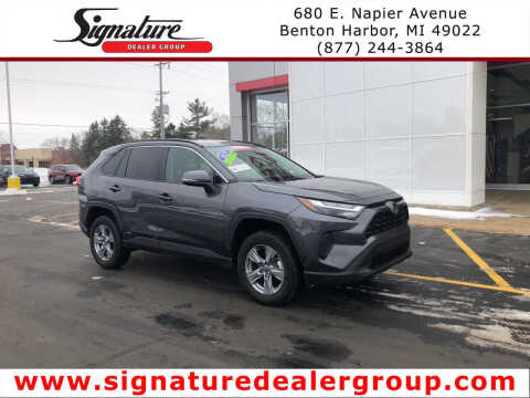 2025 Toyota RAV4 Hybrid XLE