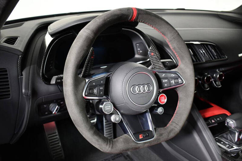 2023 Audi R8 5.2 quattro V10 performance