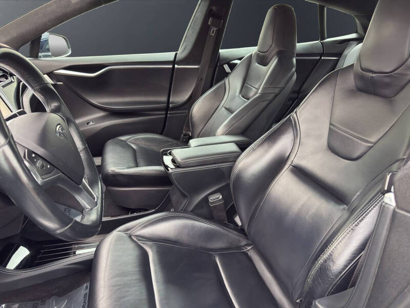 2015 Tesla Model S 85D