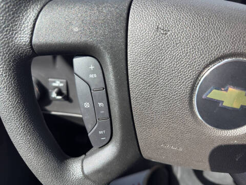 2024 Chevrolet Express 2500