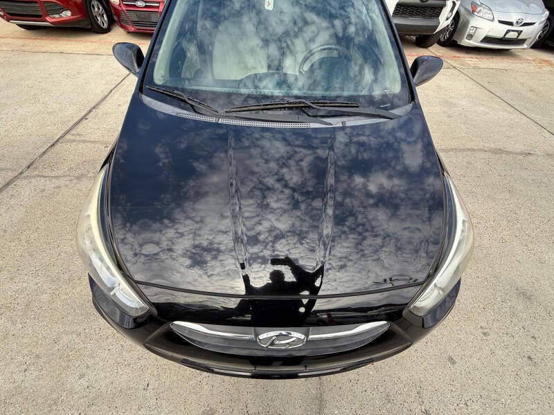 2016 Hyundai Accent SE