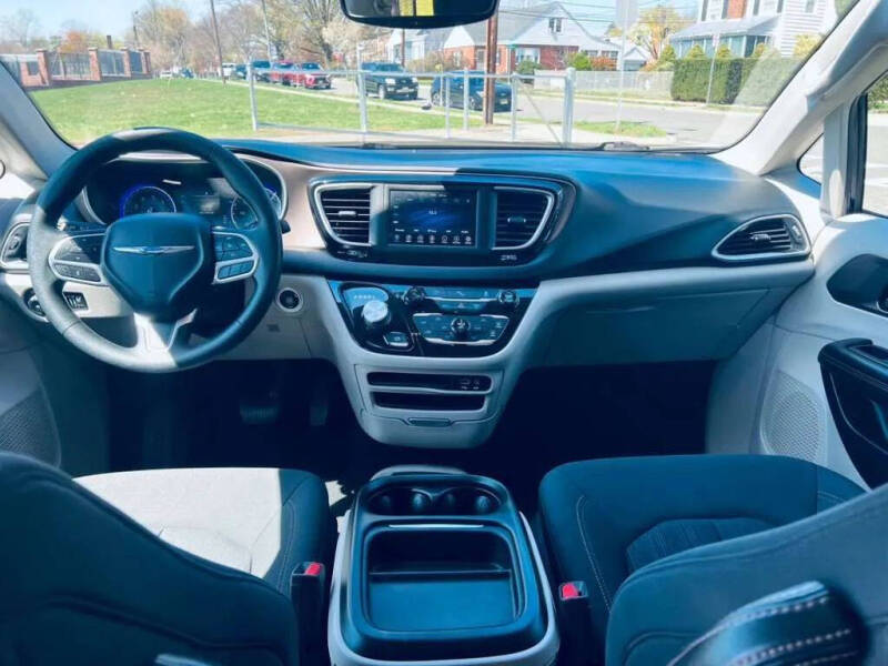 2019 Chrysler Pacifica Touring Plus
