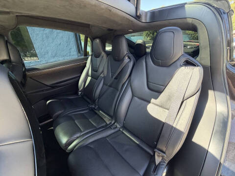 2016 Tesla Model X P90D