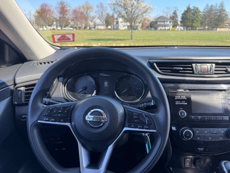 2017 Nissan Rogue S