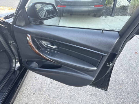 2015 BMW 3 Series 328i