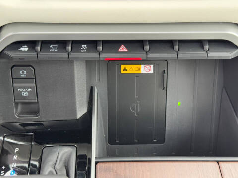 2024 Toyota Sequoia Capstone