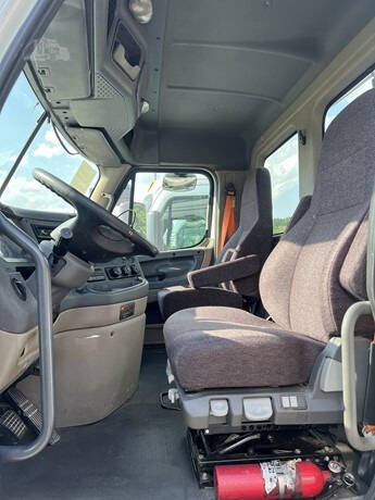 2016 Freightliner Cascadia