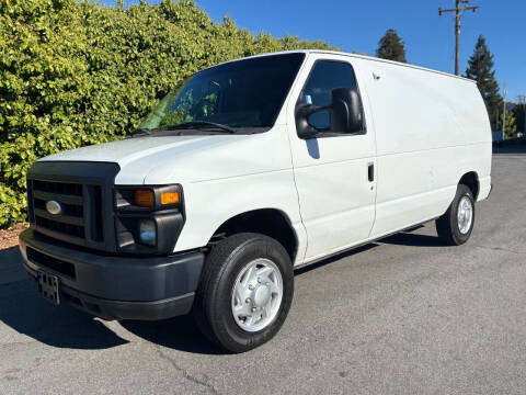 2014 Ford E-Series E-150