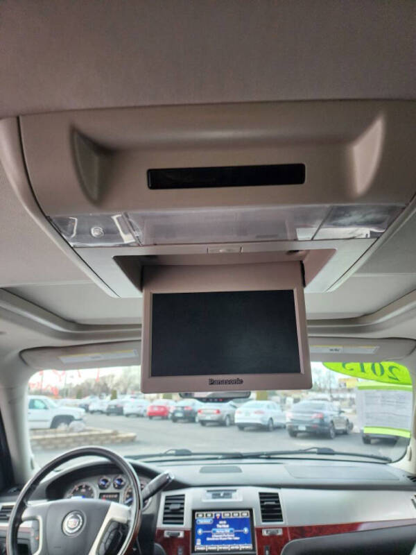 2013 Cadillac Escalade Luxury