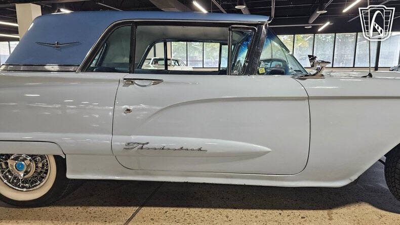 1960 Ford Thunderbird