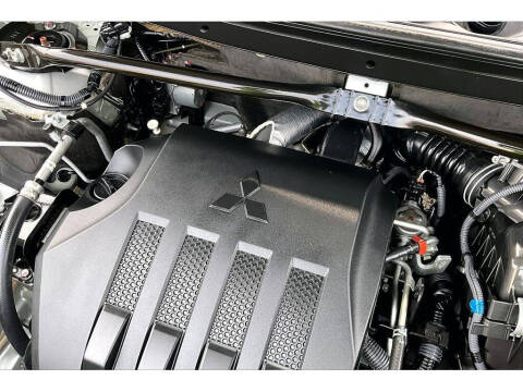 2023 Mitsubishi Eclipse Cross LE