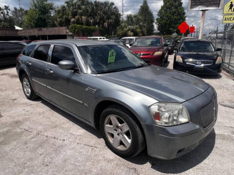 2006 Dodge Magnum for sale at STEECO MOTORS in Tampa FL