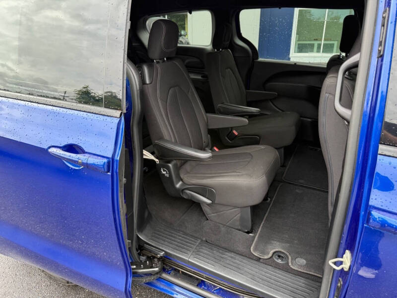 2021 Chrysler Pacifica Touring