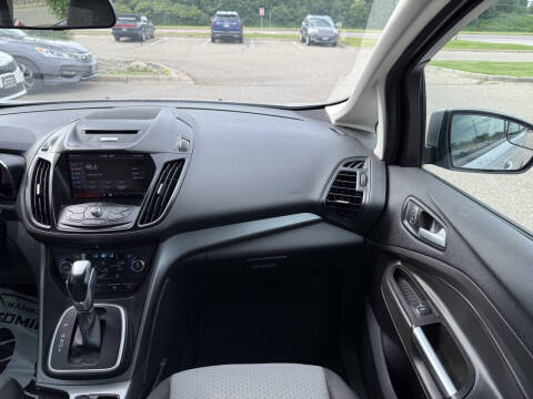 2017 Ford C-MAX Energi SE