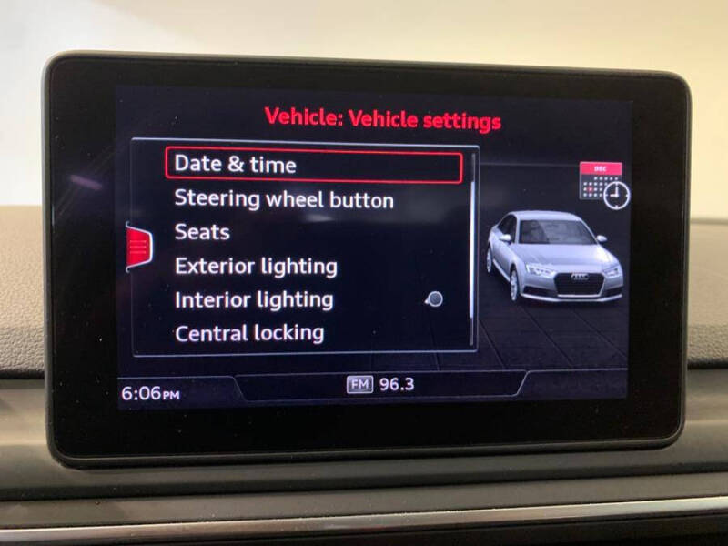 2019 Audi A4 quattro Premium 45 TFSI