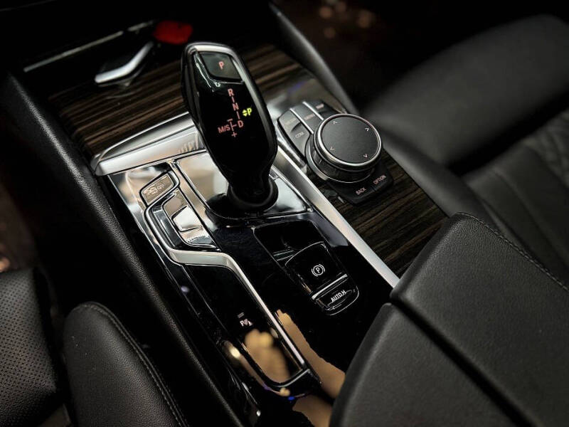 2021 BMW 5 Series 530i xDrive