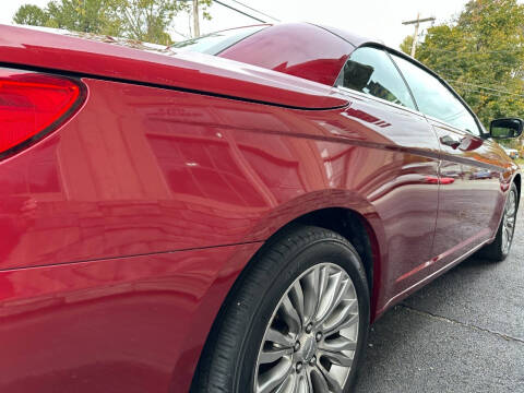 2013 Chrysler 200 Limited