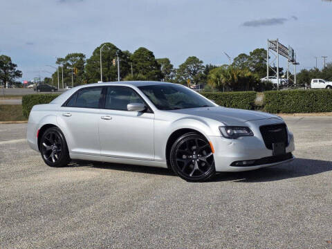 2021 Chrysler 300 S V6